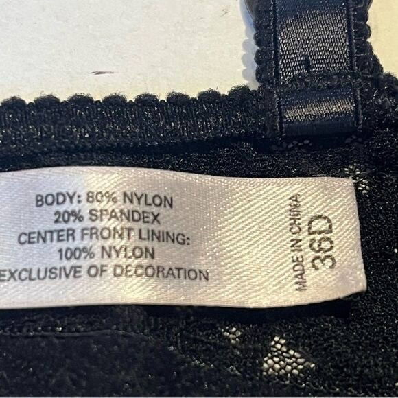 Victoria's Secret Black Lace Bra Unlined Underwire Size 36D - Picture 4 of 6